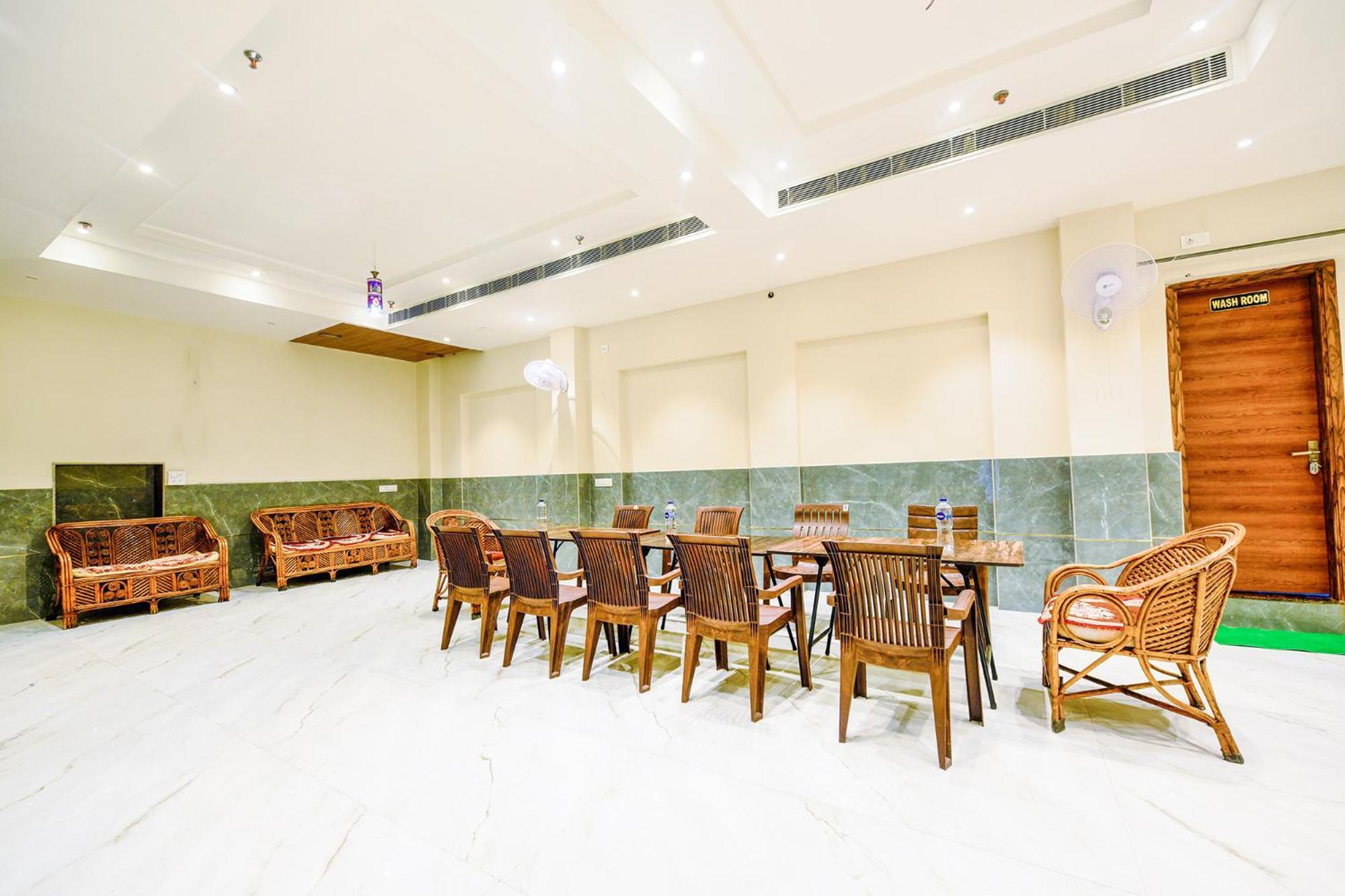 Fabhotel Lohgarh Hotel 3*